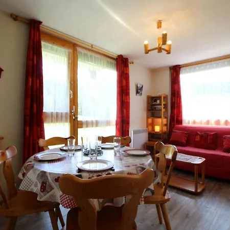 Apartment Cosy 4 Pers Avec Balcon Et Wifi Au Pied Des Pistes - Fr-1-508-123 Lanslevillard
