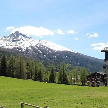 Cosy 4 Pers Avec Balcon Et Wifi Au Pied Des Pistes - Fr-1-508-123